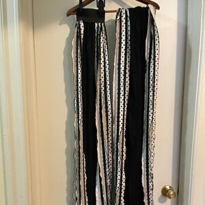 Stilt covers - black and white